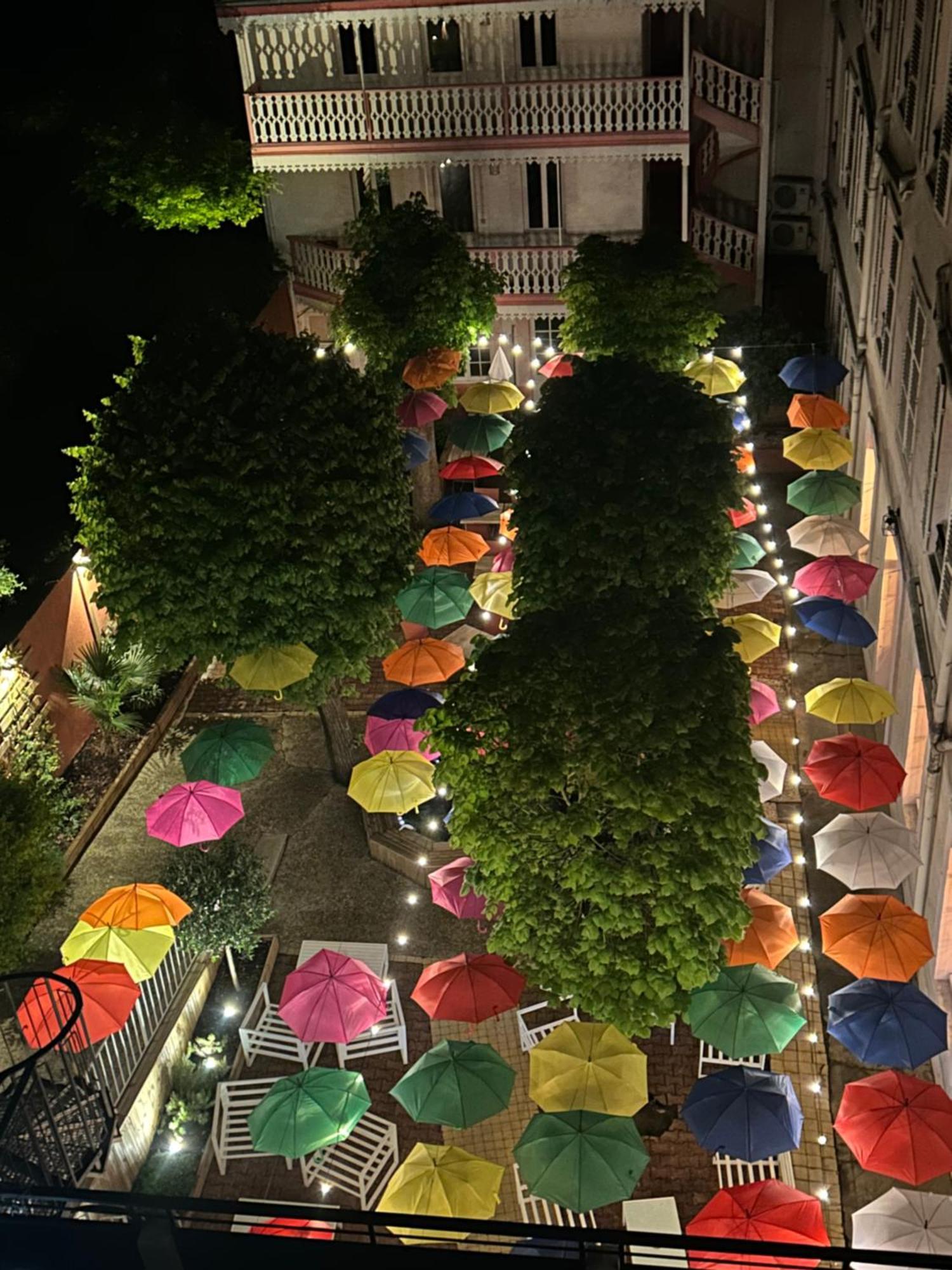 Hotel & Restaurant Le Patio วิชี ภายนอก รูปภาพ